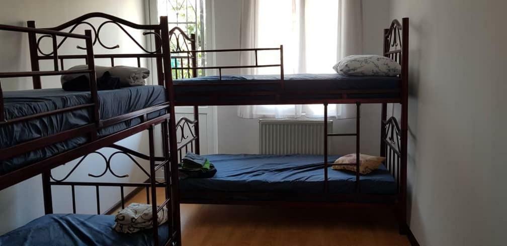 Enjoy The Hostel Batumi Exterior photo